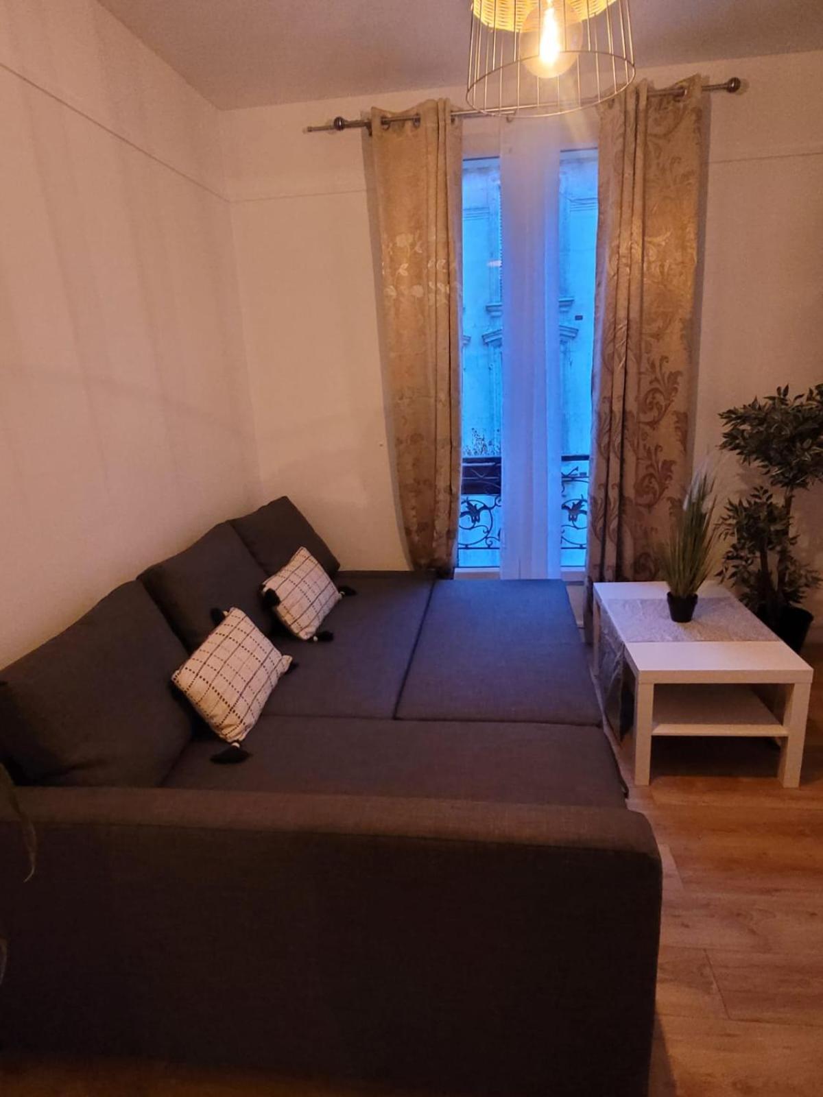 Charmant Appartement Pres De Montmartre 2 파리 외부 사진