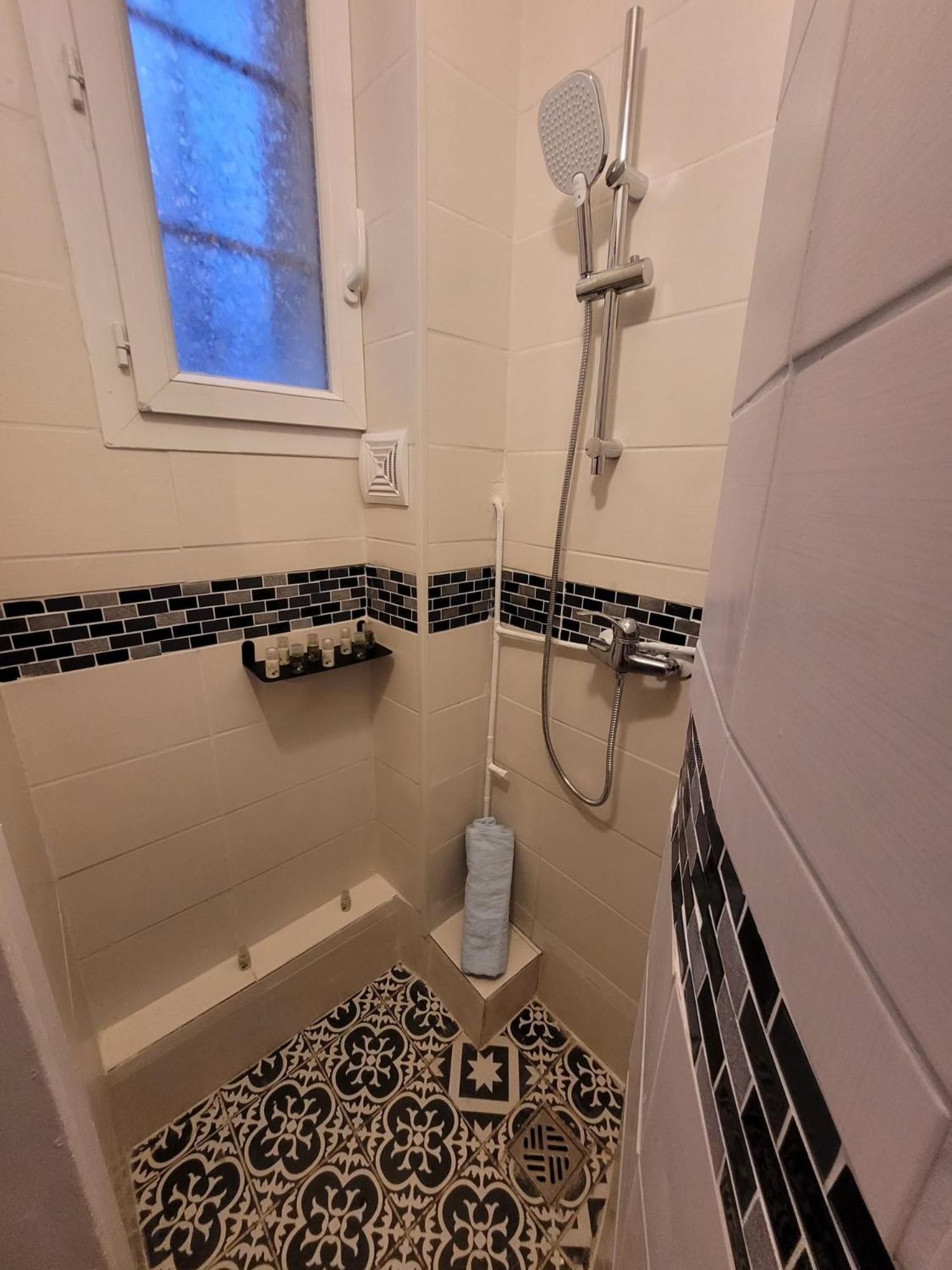 Charmant Appartement Pres De Montmartre 2 파리 외부 사진
